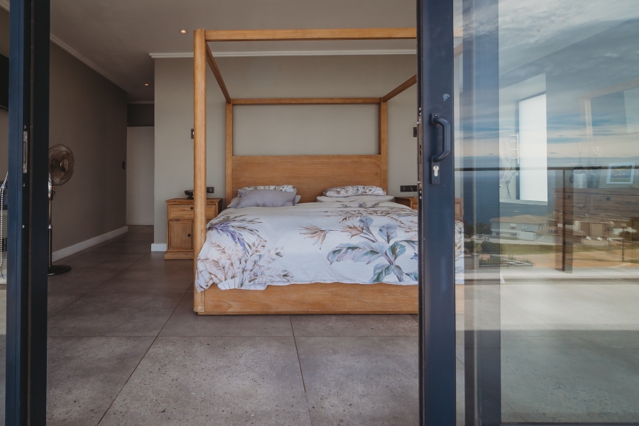 4 Bedroom Property for Sale in Le Grand Golf Estate Western Cape